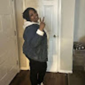 Meet your Posher, Dee